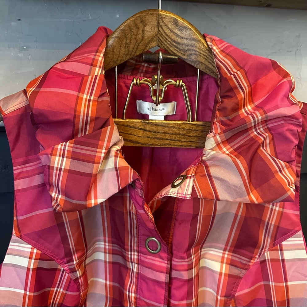 CJ Banks Womens Plus Size 1X Plaid Snap Up Ruffle Collar Pocket Vest Pink EUC - Picture 3 of 10